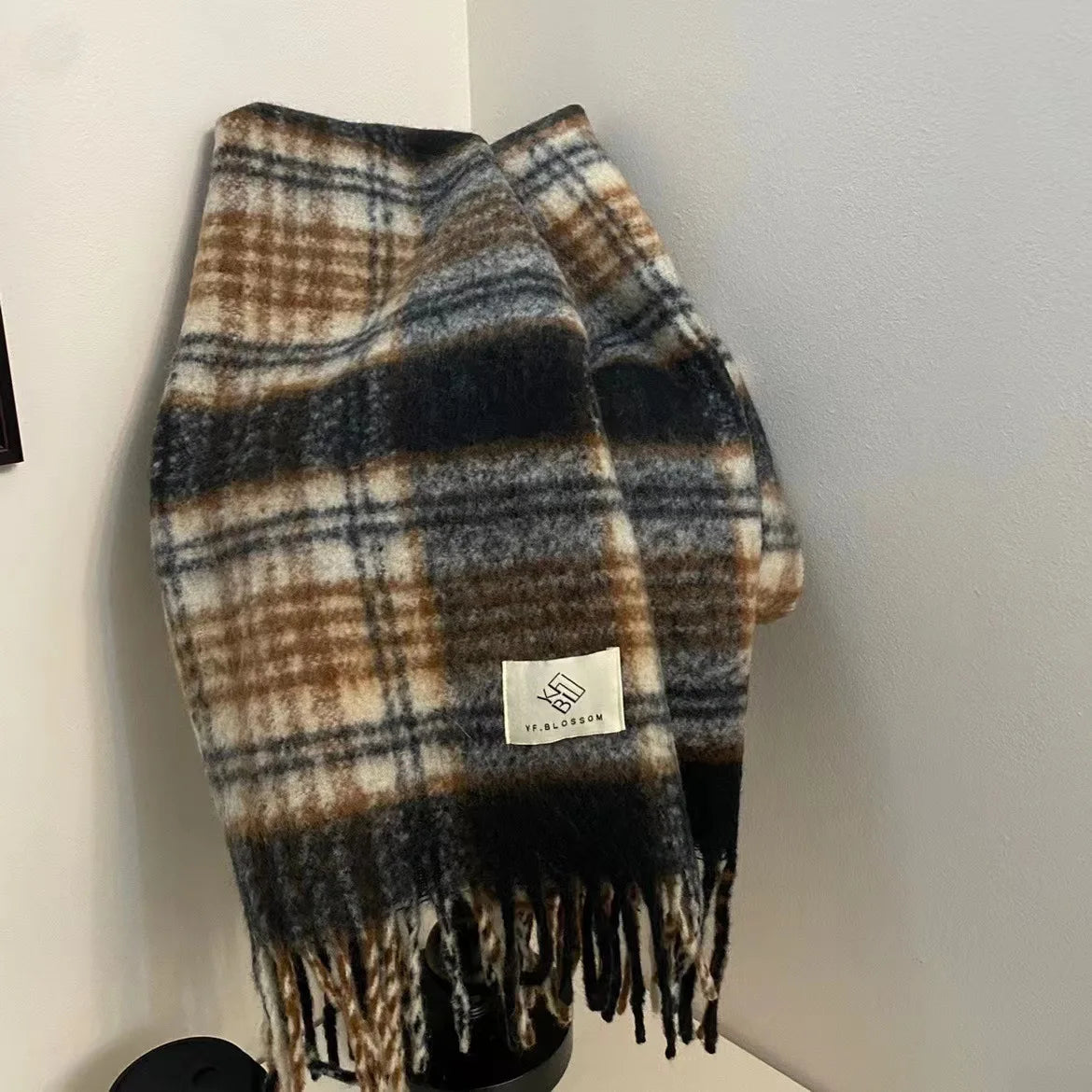 Autumn and Winter New Product Retro Atmosphere Coffee Color Plaid Scarf Men's and Women's Ramen Mohair Enlarged Thickened Scarf